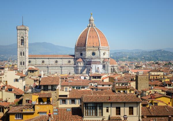 Firenze 2017 Firenze 2017 Si la plupart des visiteurs viennent y admirer de légendaires œuvres d'art, vous découvrirez que la...